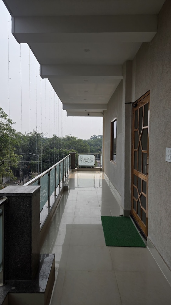 Girivar Dham