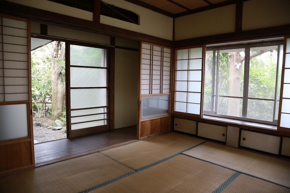 Rokkakudo Sawada House view 3
