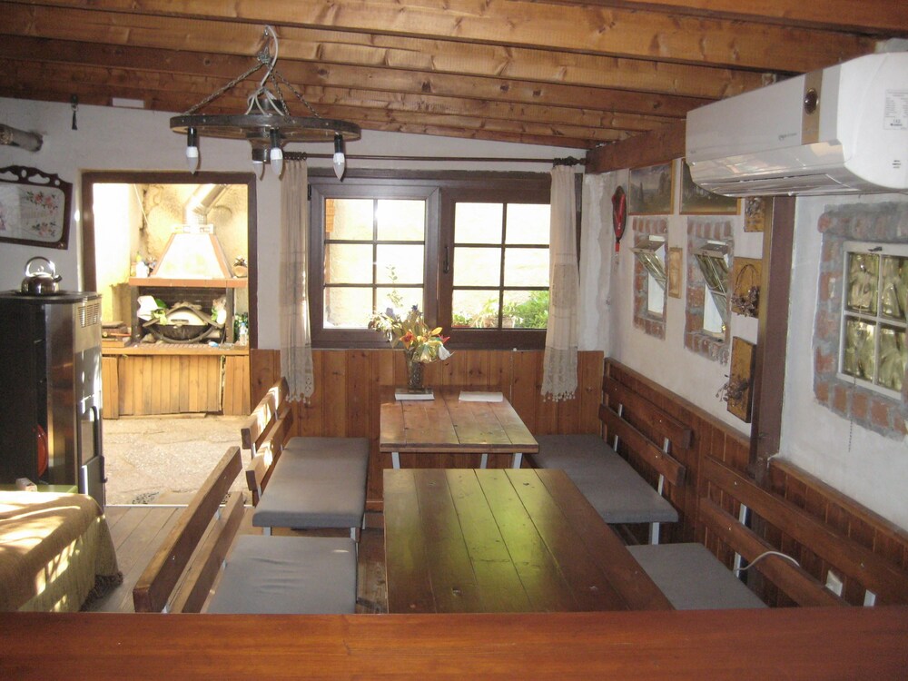 Arabas - Hostel