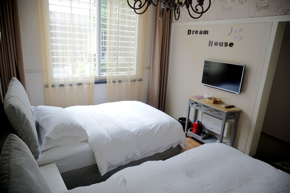 Hangzhou Ling Inn