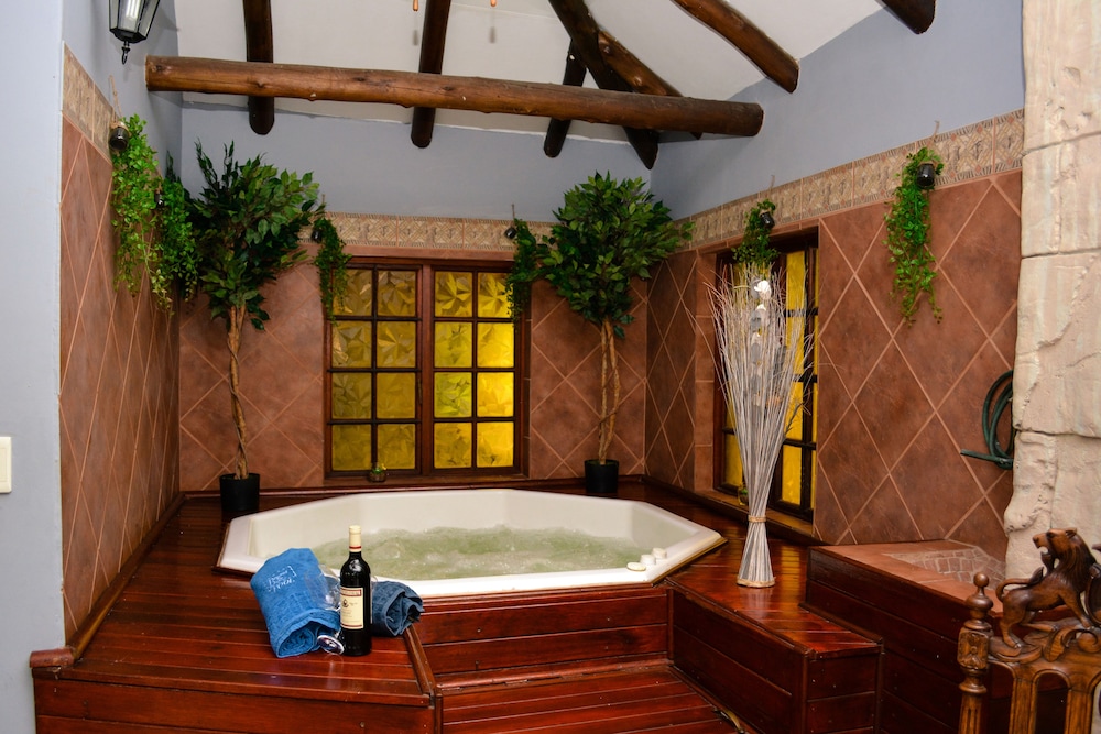 Beyond The Boma Boutique Guest