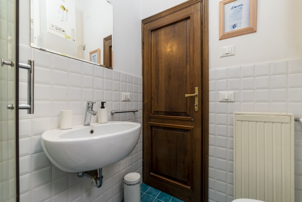 Porta Pia Apartment with Balcony