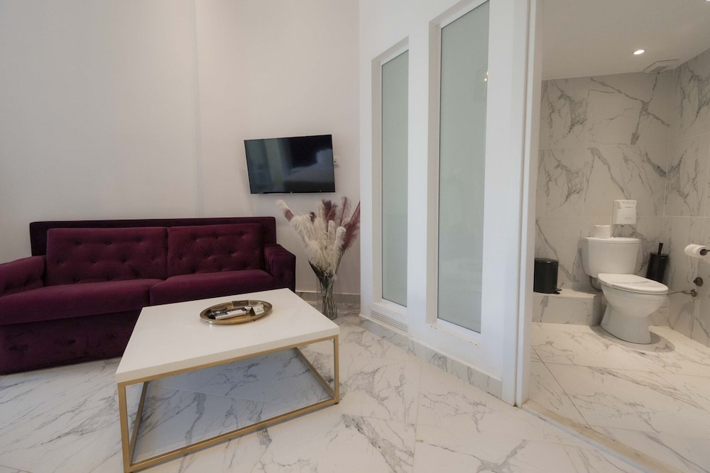 4 Elements Earth Luxury Suites