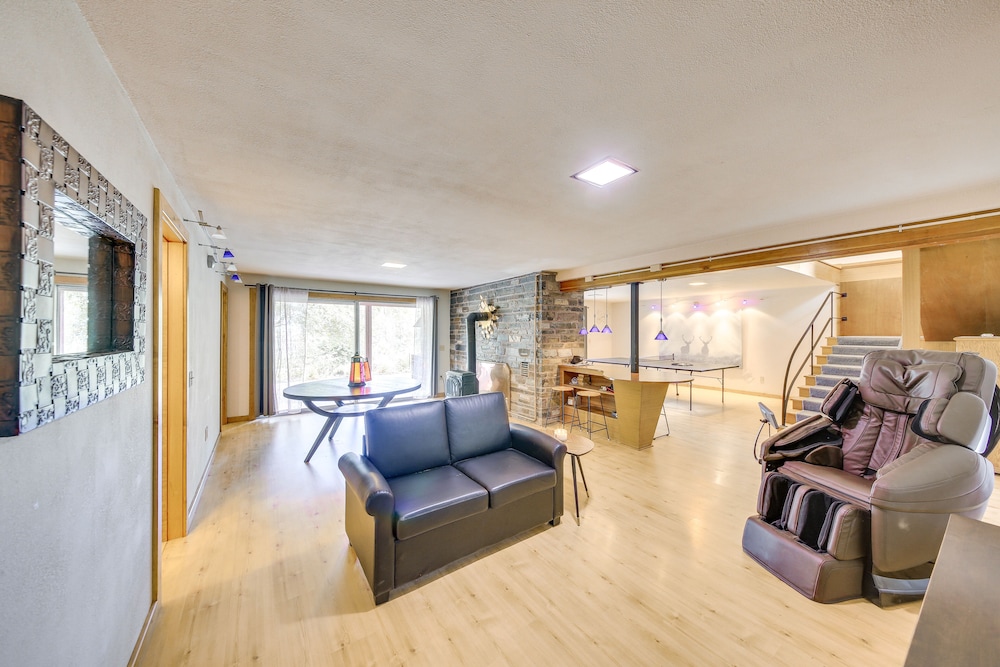 Sandpoint Vacations - 12 Mi to Schweitzer: Spacious Home w/ Deck! - Property Image 13