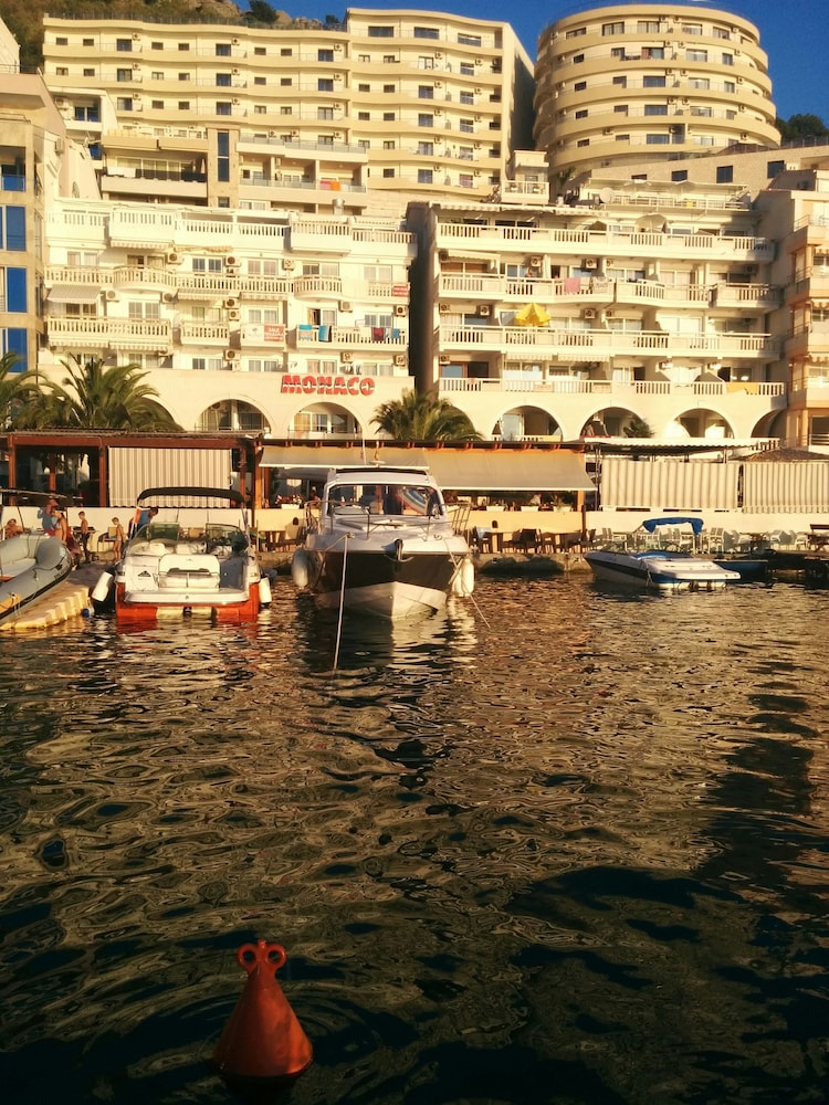 Hotel Apartments Stević - Monaco - Image 1