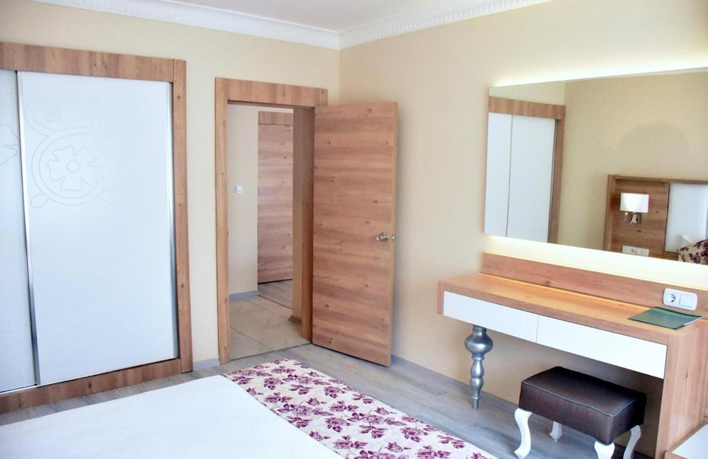 Royal Garden Beach Hotel - All Inclusive