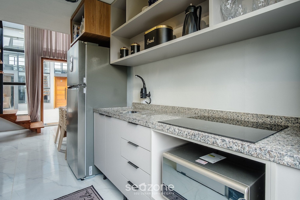 Lofts completos e modernos em Jaguaruna a 50m da Praia - PLO
