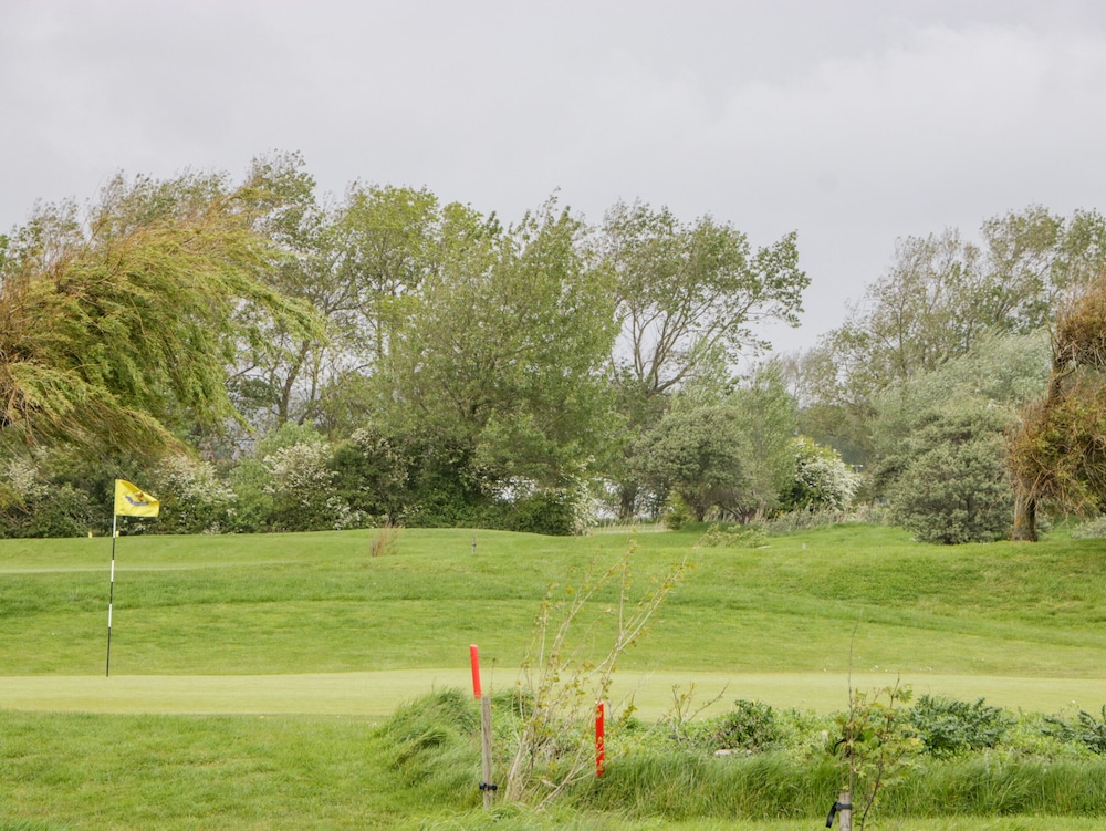 Fairways 4 - Sunny Meadows