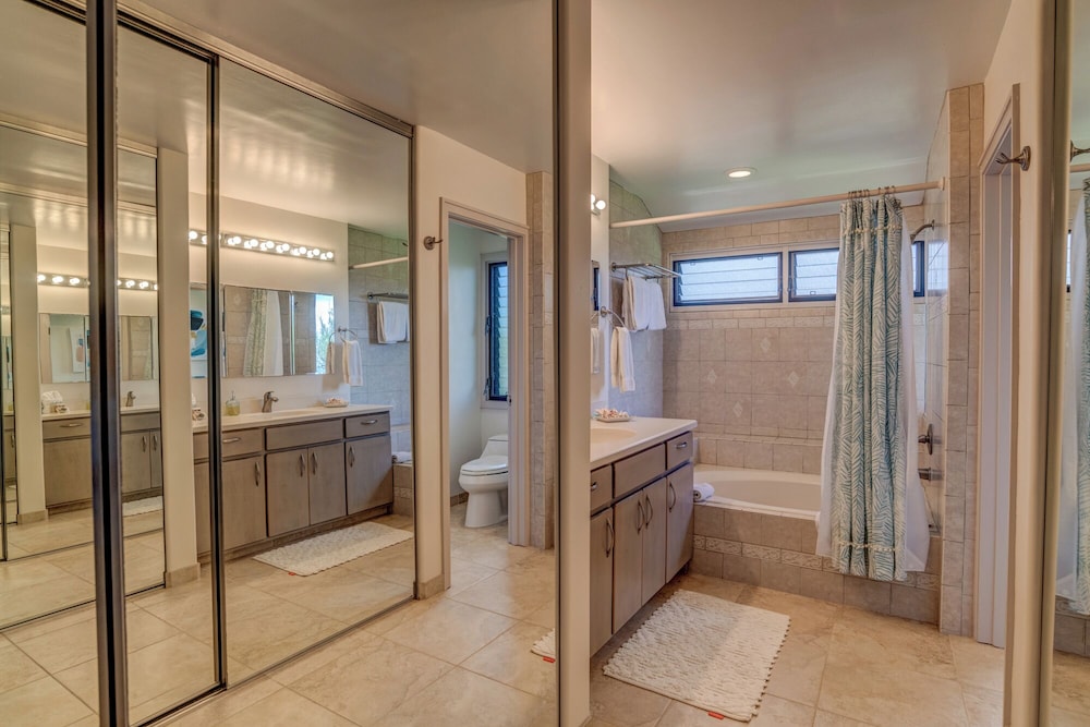 Kapalua Ridge Villas by KBM