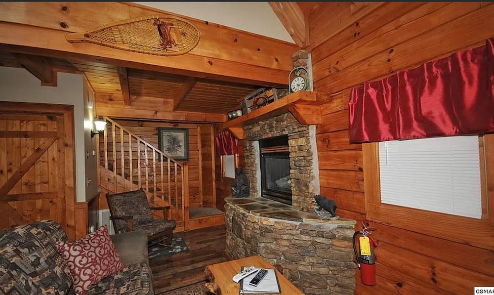 Secluded Sweetheart Escape