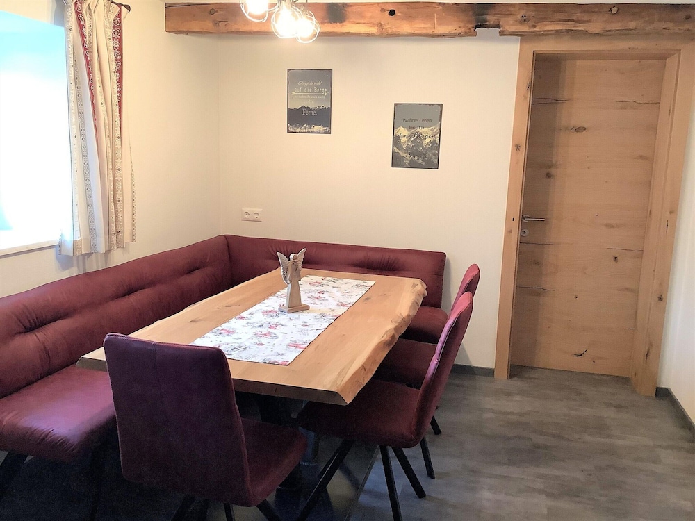 Comfortable Holiday Home With Garden in Leogang