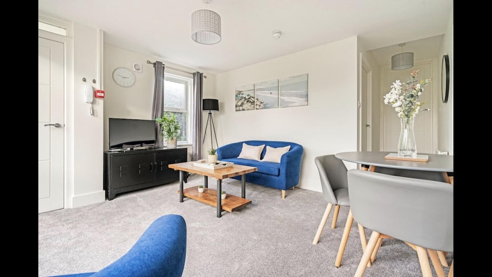 Stylish 1-bed Apartment in Tunbridge Wells view 3