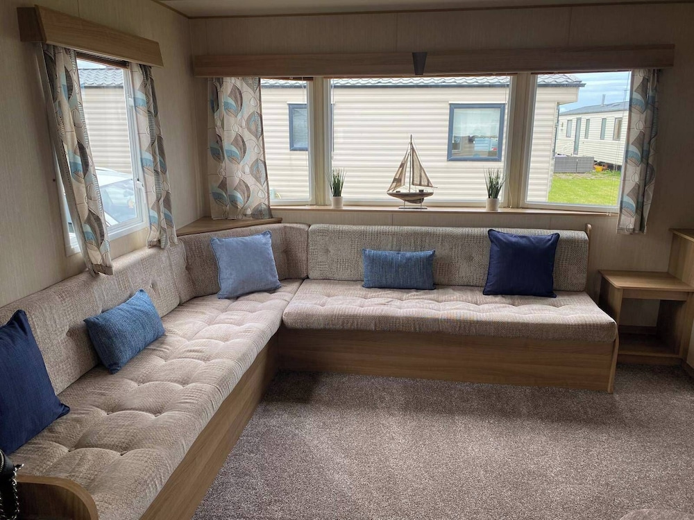 Patricia 3 Bed Balcony in Rhyl