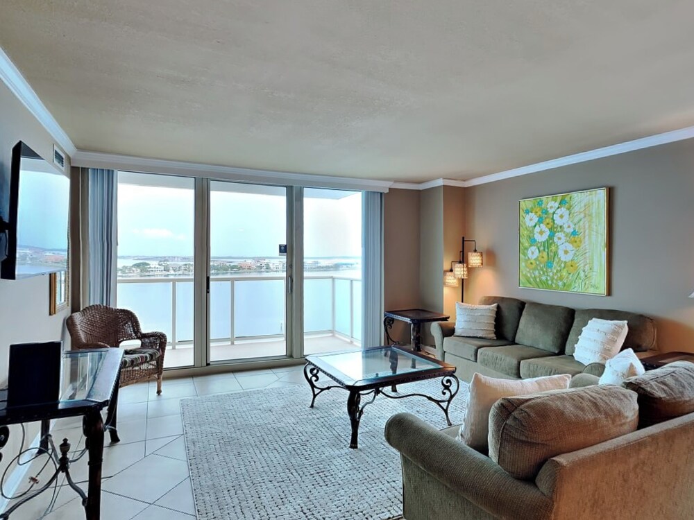 Sabine Yacht & Racquet #8D by Southern Vacation Rentals