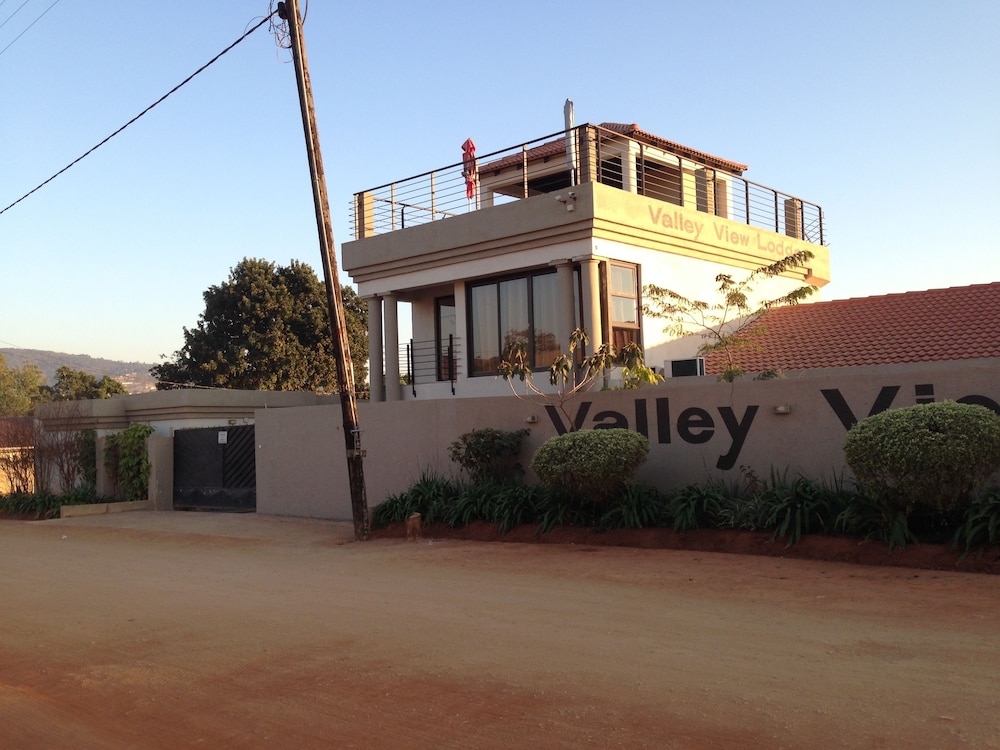 Valley View Lodge