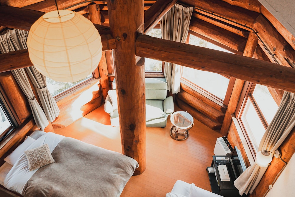 Hakuba Log Hotel Meteor