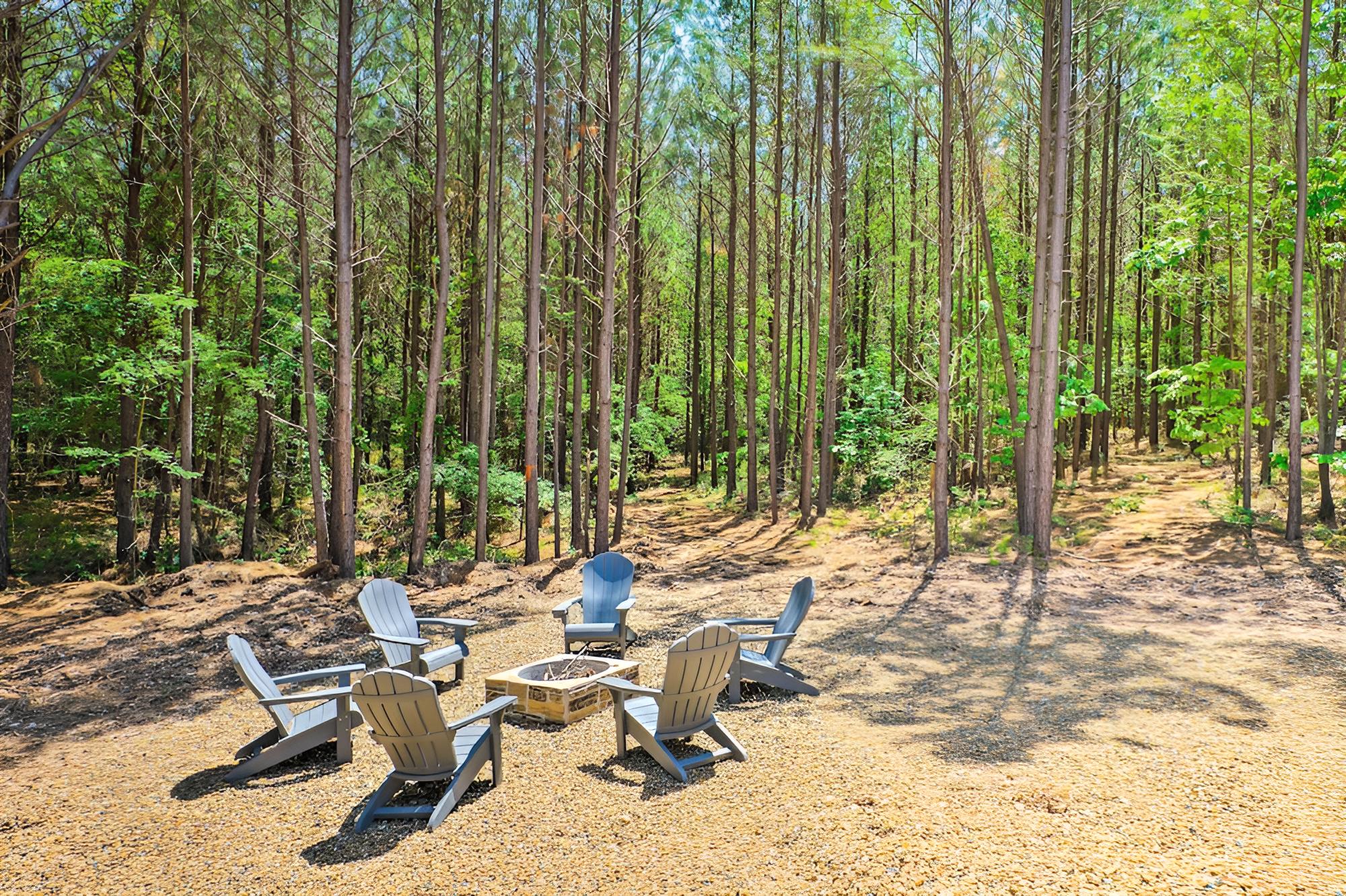 Upscale Broken Bow Cabin w/ Hot Tub + Trails! view 4