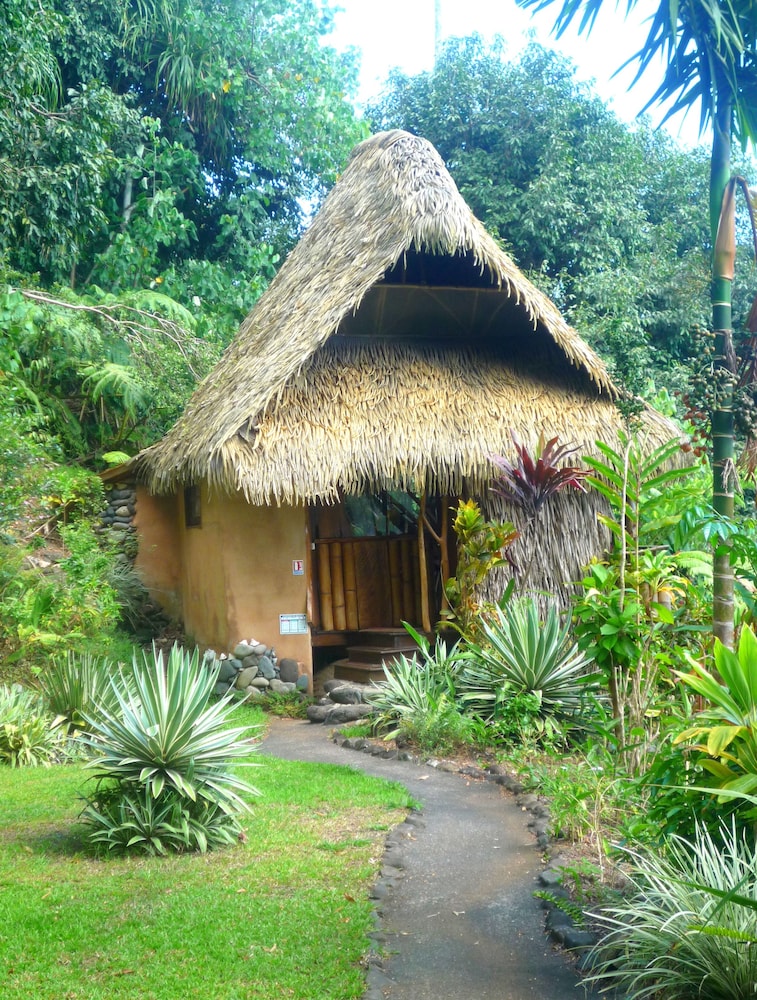 Vanira Lodge