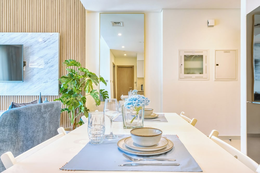 PVH - Charming 1BR - Burj Royale