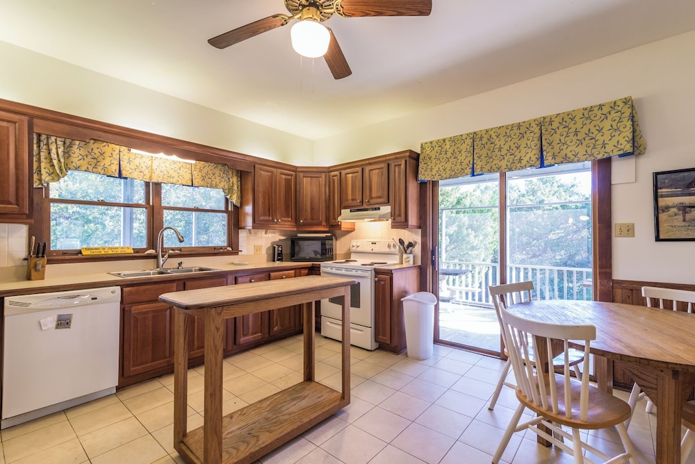 Lachicotte Vacation Rentals