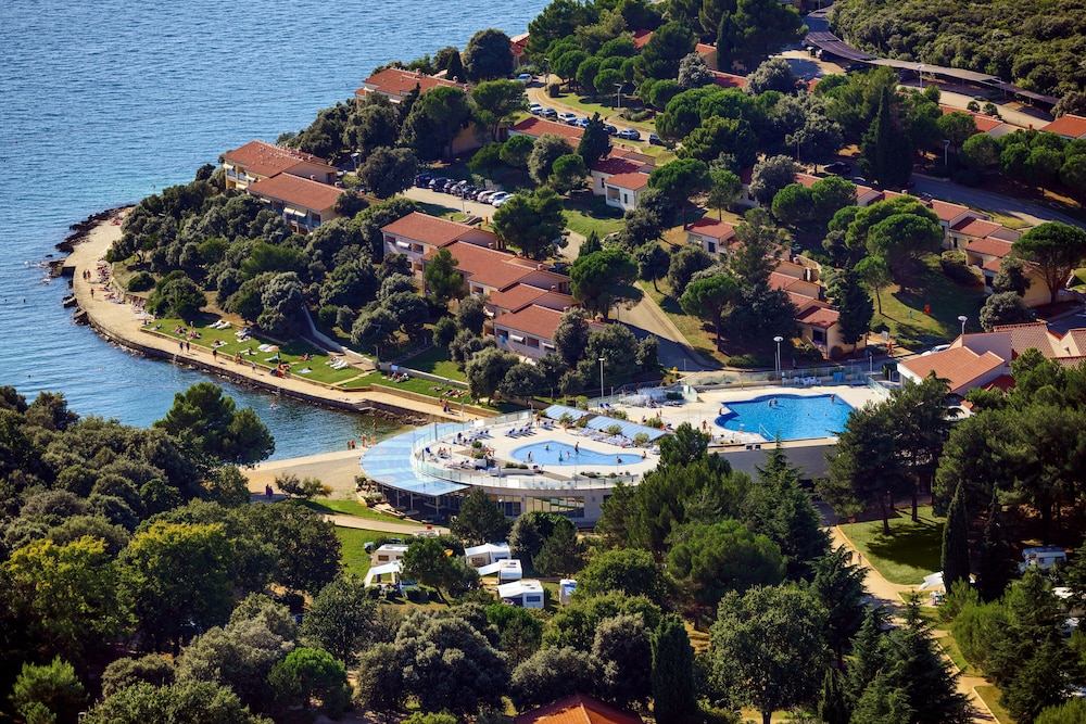 Vrsar Vacations - Maistra Select Petalon Resort - Property Image 1
