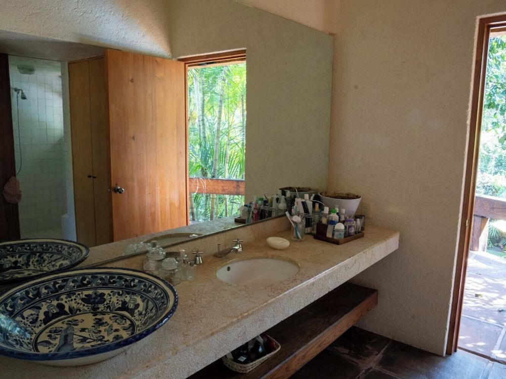 Zapote House view 2