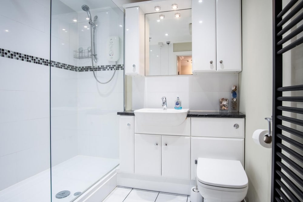 13 St Bride's Bay View - 4 Bedroom - Broad Haven