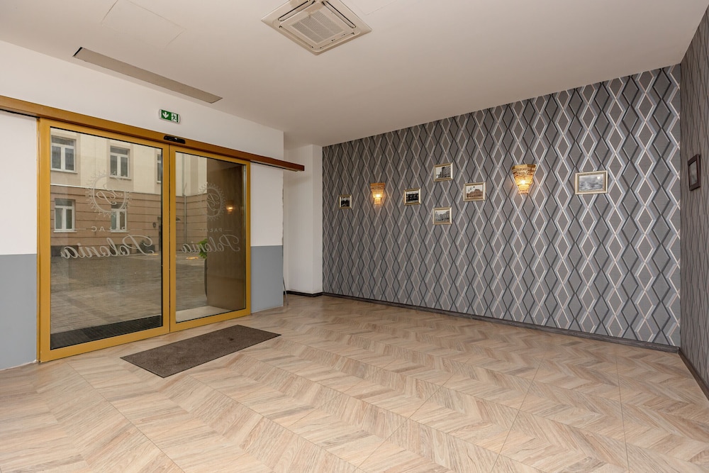Studio Narutowicza 38 by Renters view 4