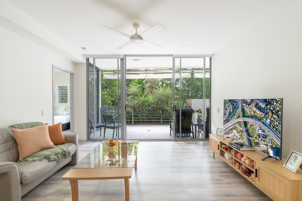 Best Location 2-bed With Gym, Pool 7-min From CBD