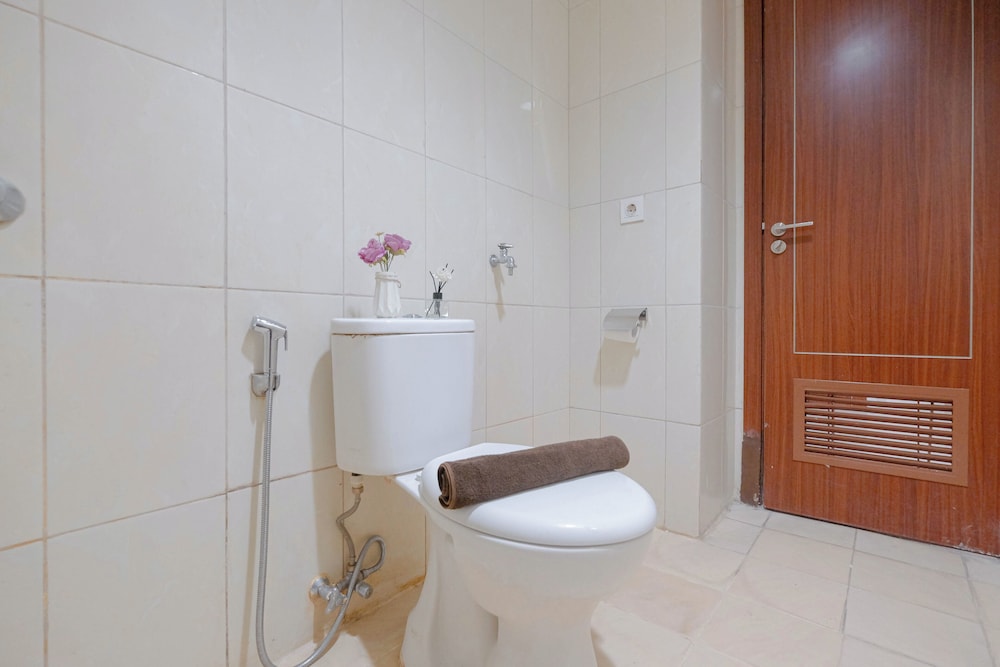 Minimalist and Well Designed 2BR Apartment with Extra Room at Vittoria Residence