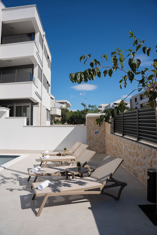 Relax apartments with private pool