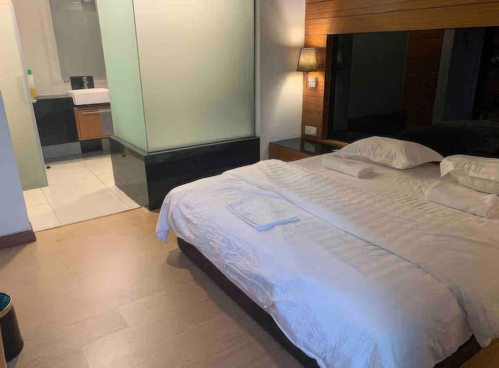 Dua Sentral Residential Apartments Tower