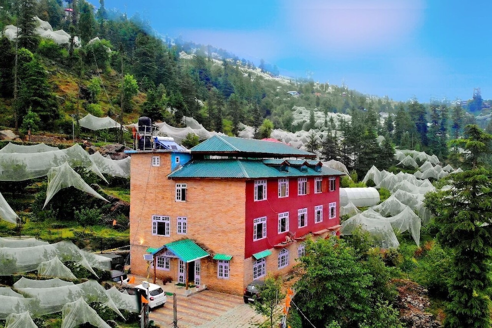 Varindavan Hotel & Restaurant