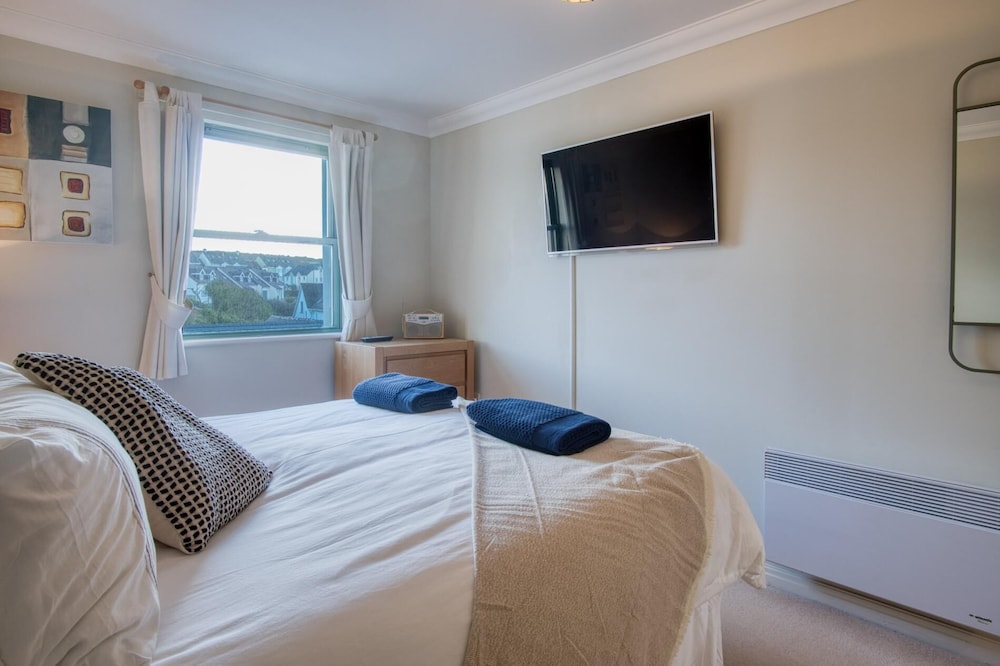 13 St Bride's Bay View - 4 Bedroom - Broad Haven