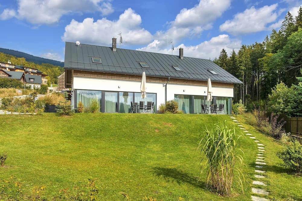 Villa in Krkonose With Sauna and Forest Views