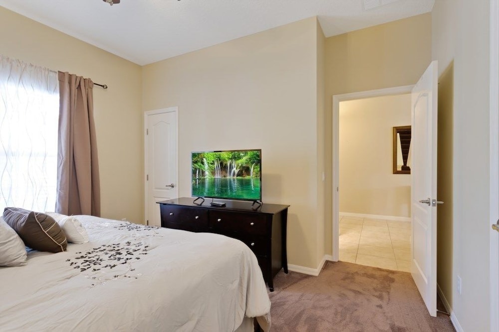 4BR Townhome Paradise Palms by SHV-8978 view 5
