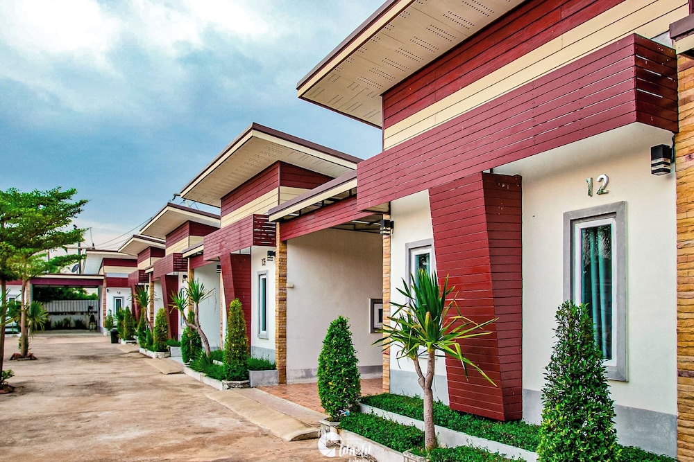 Buengngarm Resort