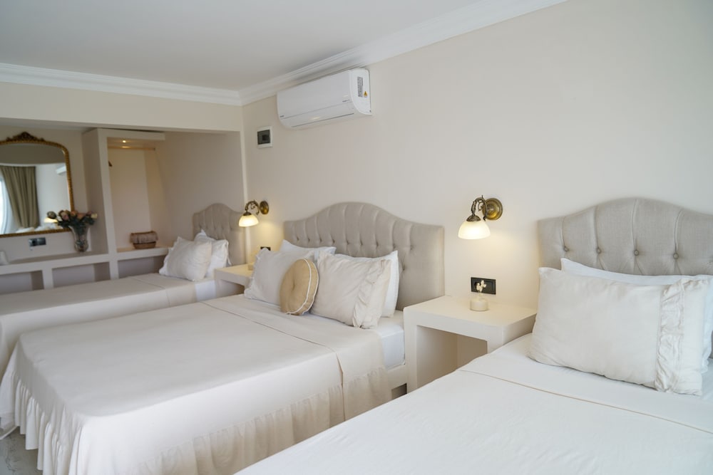 Cunda House Küçük Otel - Image 49