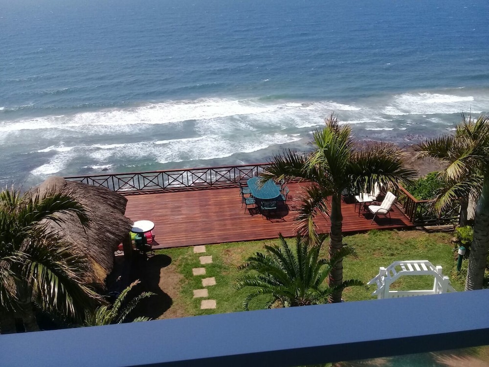 Bluff Tradewinds