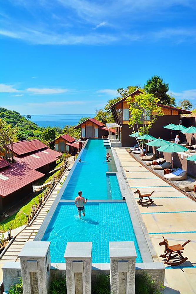 Alama Sea Village Resort