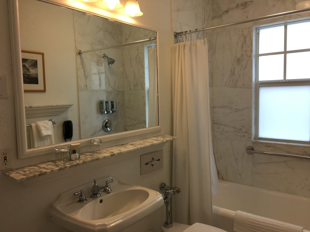 West Palm Beach Vacations - Colony Hotel  Cabana Club - Property Image 3
