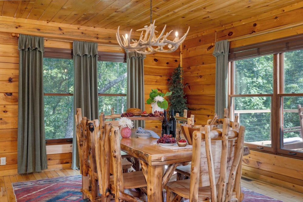 Sleeps 26, 2 Homes Theater Room, Game Room, Hot Tub, Smoky Mountain Views