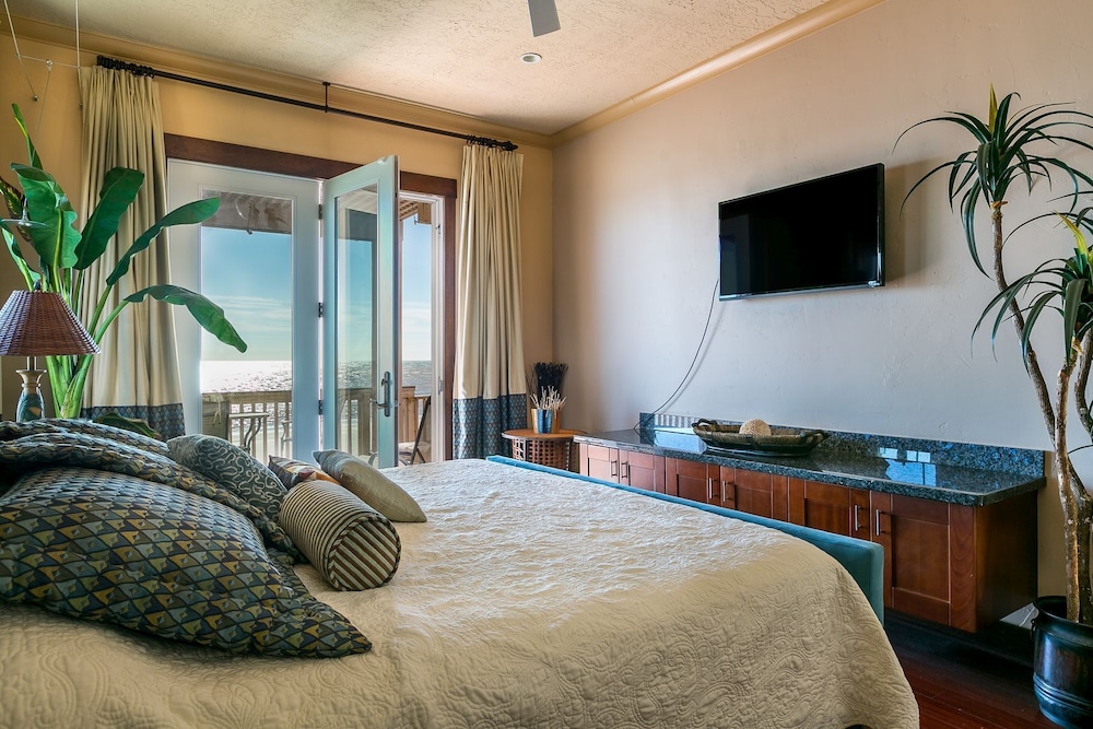 Paradise At Last by Ryson Vacation Rentals