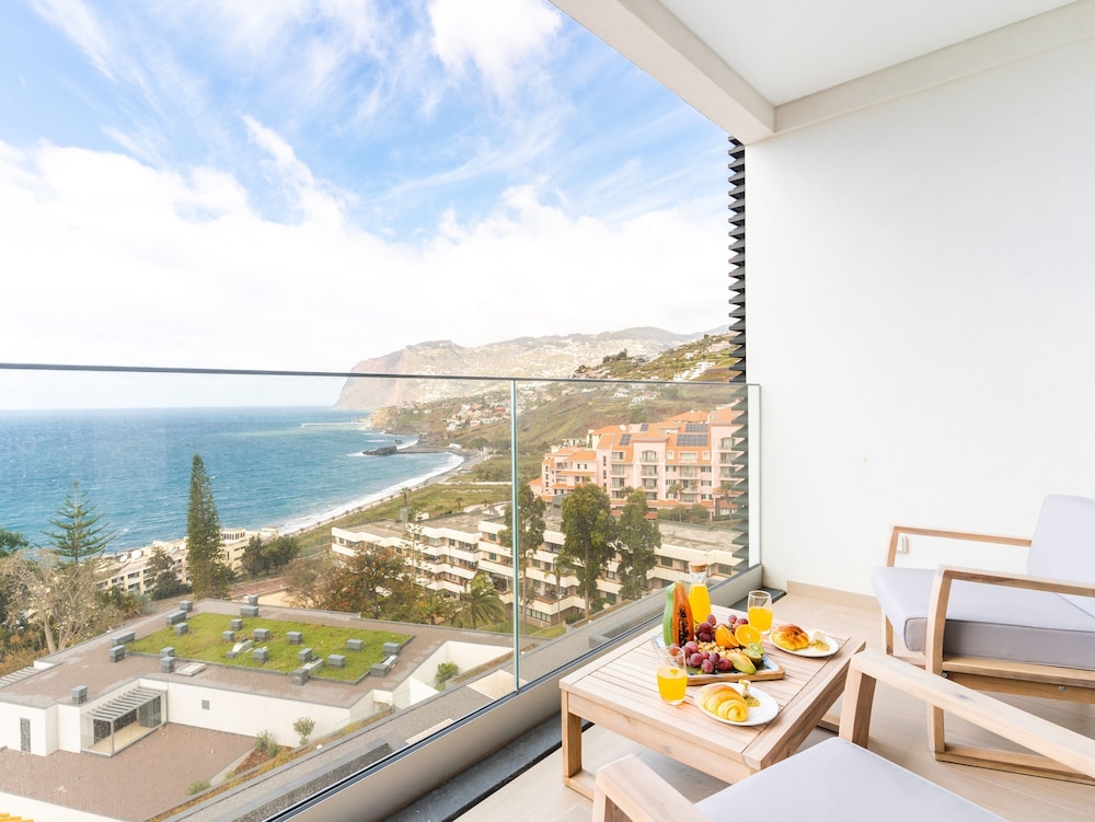 Glamorous Apartment Funchal by Atlantic Holiday