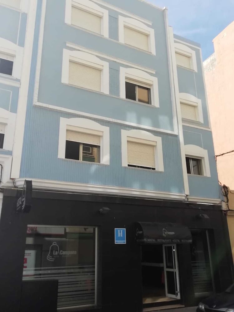 Hostal La Campana