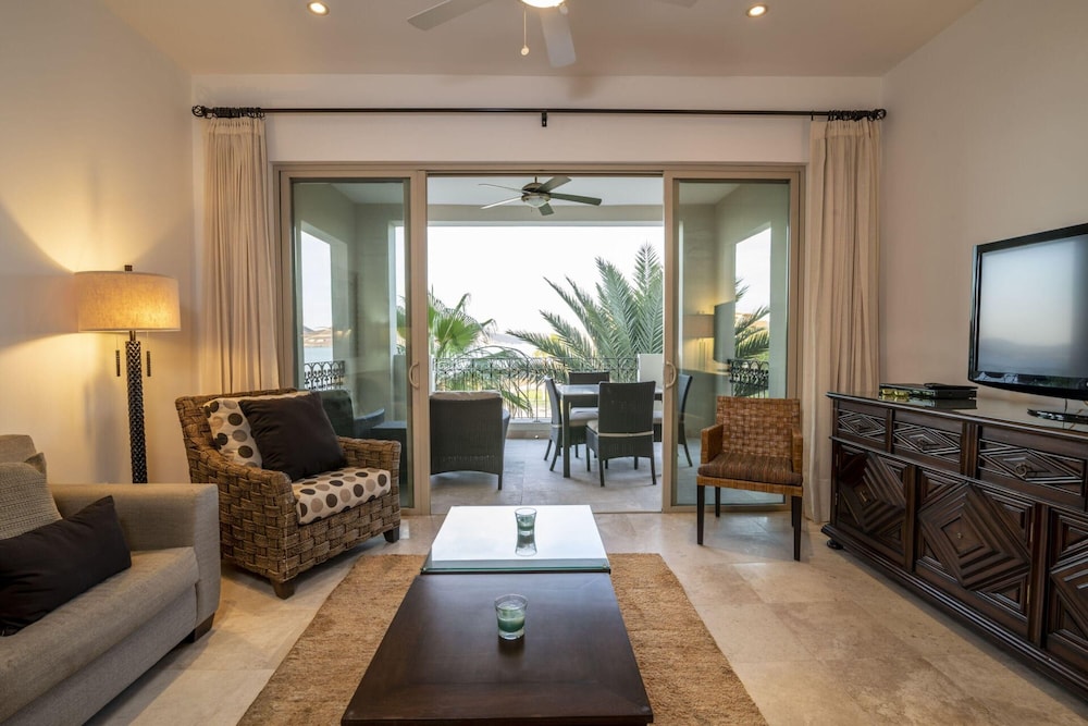 Paraiso Del Mar by Casago
