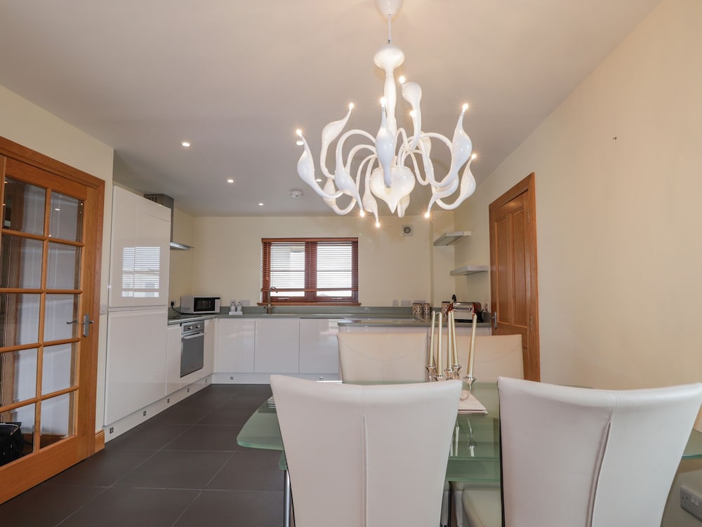 Lossiemouth Bay Cottage