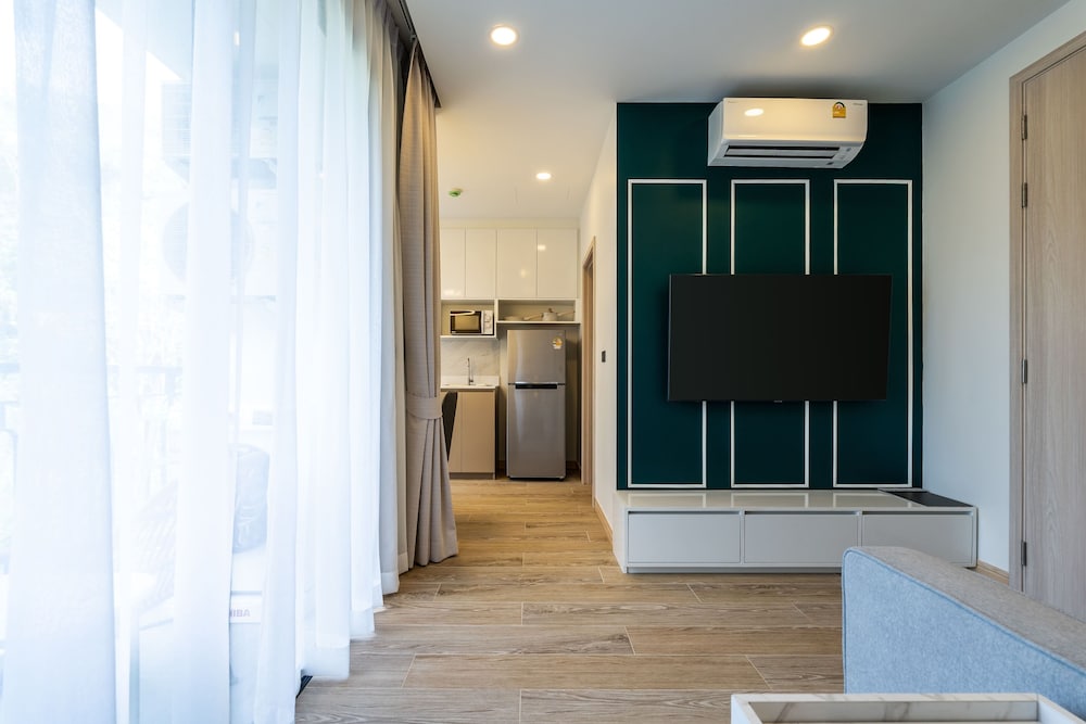 Palmetto Park Residence