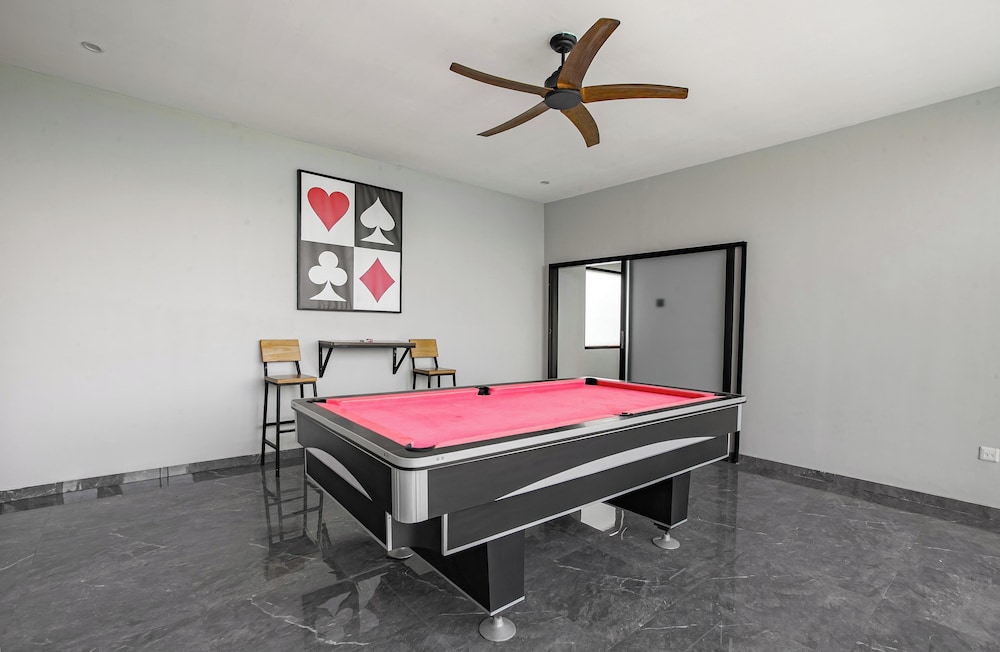 Villa MJ Modern 4BR with Pool & Rooftop
