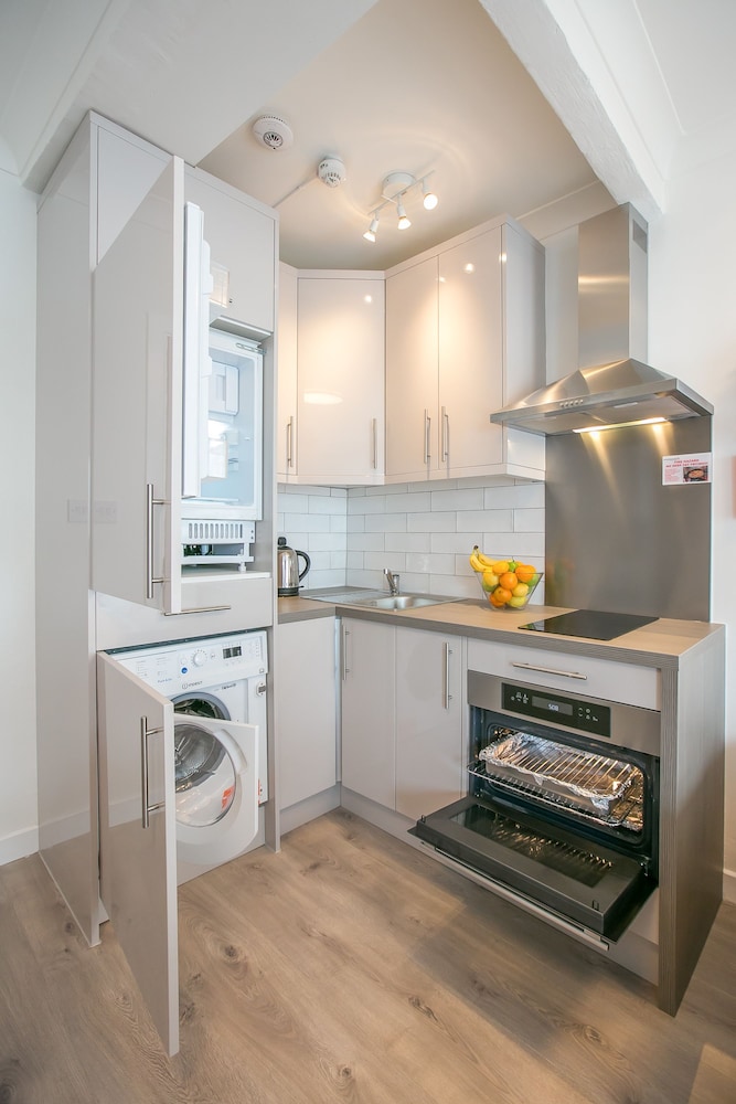 St Stephen's Green District Apartments 2